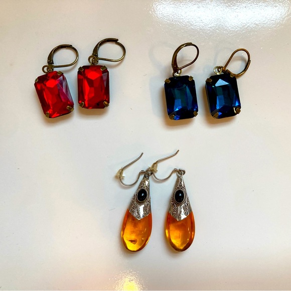 Patriotic Fashion Earrings - Picture 1 of 7